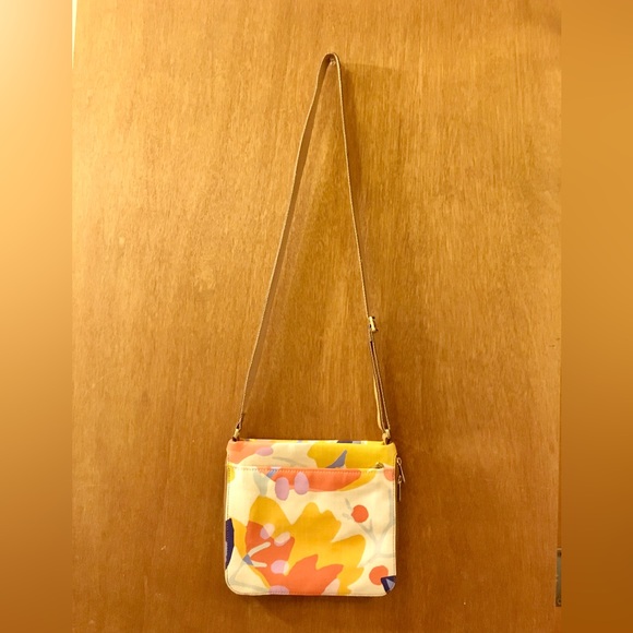 Fossil floral purse, expands with zipper insert. Cross body/messenger size. New! - Picture 2 of 4